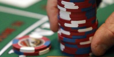 Die Behörden führten in einem Lokal in Uznach SG eine Hausdurchsuchung durch und entdeckten ein illegales Pokerturnier. (Archivbild)