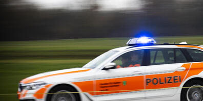 Die St. Galler Kantonspolizei musste zu einem Arbeitsunfall in Diepoldsau ausrücken. (Archivbild)