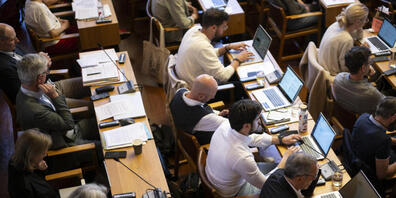 Die Mehrheit des St.Galler Stadtparlaments wollte weder eine Steuererhöhung noch eine Steuersenkung. (Archivbild)