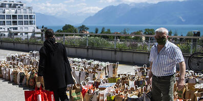 Im Kanton St.Gallen ist das Programm für die Corona-Nothilfe gestartet. Vor allem in der Westschweiz wurden im letzten Jahr Lebensmittel an Bedürftige verteilt, die wegen der Pandemie in Not geraten sind. (Symbolbild)