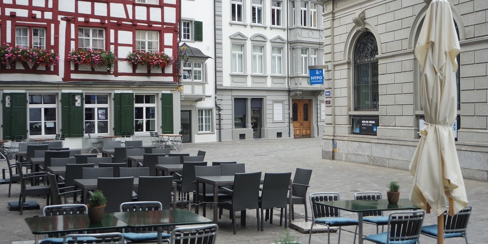 Am Montag dürfen Restaurant und Bars nach langem wieder öffnen.