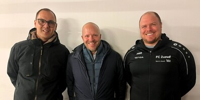 Im Bild v.l.: Fabio Vitto (Trainer 1.Mannschaft), Sportchef Martin Stähelin und Philipp Knittel (Trainer 2. Mannschaft).