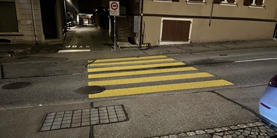 Auf diesem Zebrastreifen wurde eine 26-jährige Frau von einem Autolenker übersehen und es kam zur Kollision mit Verletzungs- und Sachschadenfolgen.