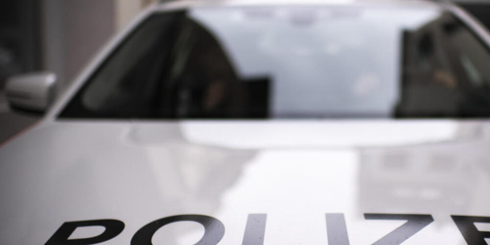 Die Kantonspolizei St. Gallen nahm auf einer Baustelle in Unterterzen fünf Schwarzarbeiter fest. (Symbolbild)