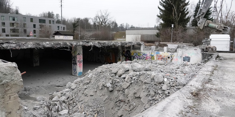 «Ground Zero» Feeling beim ehemaligen Vinora Areal. Bald entsteht neues Leben.