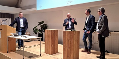 FDP-Kantonsrat Peter Nüesch, Jürg Röthlisberger (Direktor ASTRA), Pascal Hinder (Leiter Verkehrsplanung des Kantons St.Gallen), Reto Friedauer (scheidender Gemeindepräsident St.Margrethen)