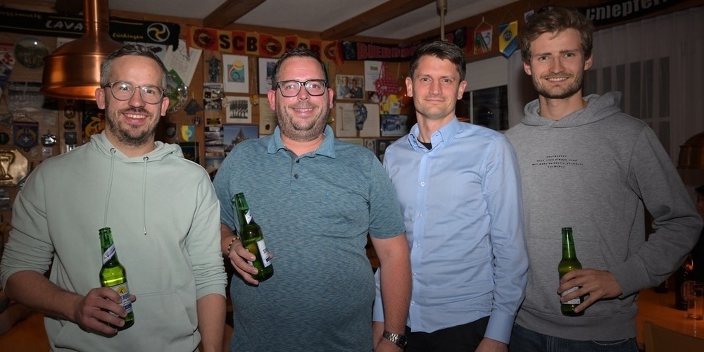 30 Jahre Pokalturnier-Erfahrung treten ab (von links): Roman und Dominik Eggert, Andi Halter und Valentin Bünter (es fehlt Jorina Lehner).