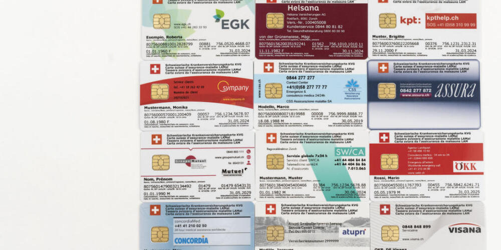 Der Kanton Schwyz verbilligt nach Ansicht seines Parlaments die Prämien für die Krankenkassen ausreichend. (Symbolbild)