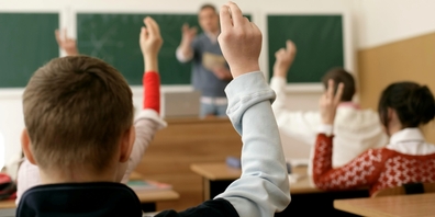 Die SP wendet sich unter anderem gegen die frühe Selektion und die Trennung von Sek und Real. (Symbolbild)