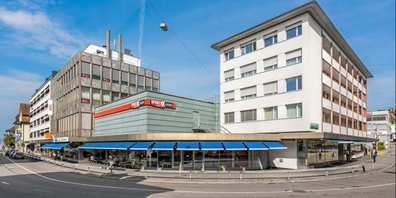 Stillstand an bester Lage - beim Bahnhof leeren sich  die Ladengeschäfte.