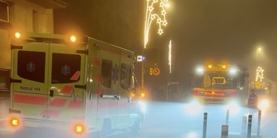 Die Feuerwehr Dübendorf – Wangen-Brüttisellen auf der Anfahrt zum Einsatzort.