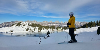 Alle Hauptpisten von 2'020 m bis 1'400 m sind geöffnet.