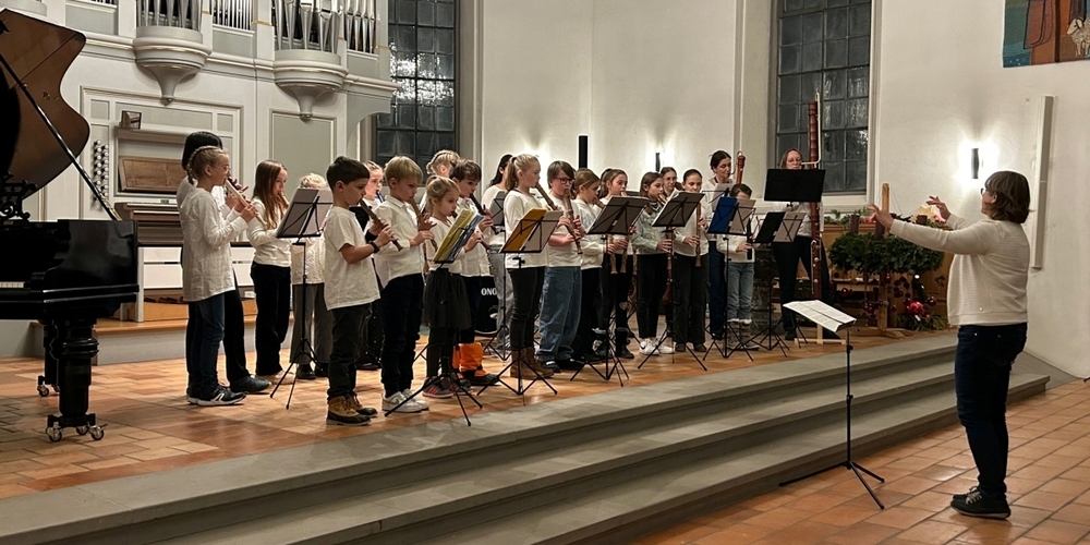Adventskonzert-der-Musikschule-begeistert