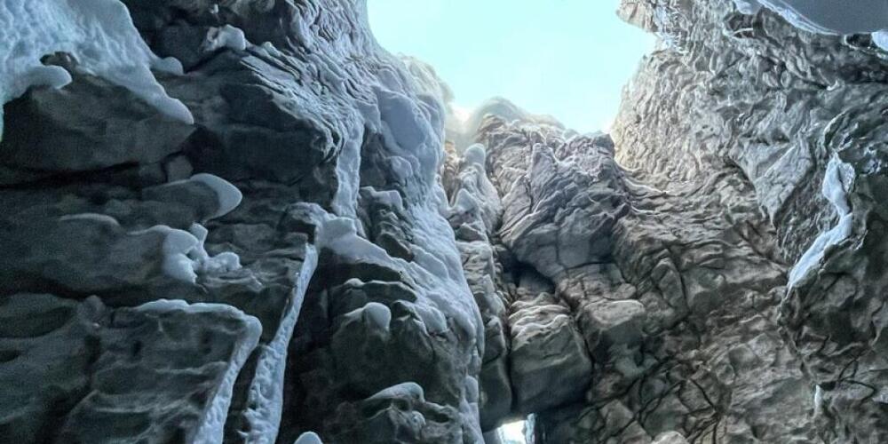 Der Skitourenfahrer konnte aus dem Karstloch auf der Schrattenfluh in der Gemeinde Flühli LU gerettet werden.