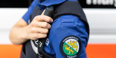 Bei einem Zusammenstoss mit einem Auto ist am Dienstag in Müllheim eine 16-jährige E-Trottinett-Fahrerin schwer verletzt worden (Archivbild)