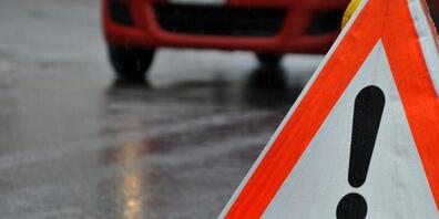 Ein Brand in einer Wohnung im Kreis 2 der Stadt Zürich forderte am Donnerstagmorgen drei Verletzte. (Symbolbild)