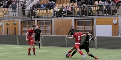 Am Freitag wird wieder in der Halle Fussball gespielt.