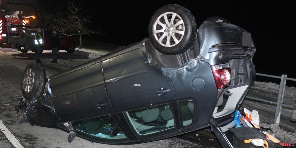 Unfallendlage auf der Rutlenstrasse in Oberegg