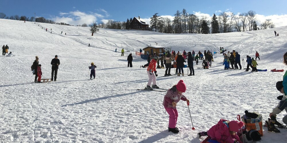 Das Kinderskirennen am Schlösslihang soll am 8. Februar 2026 stattfinden.