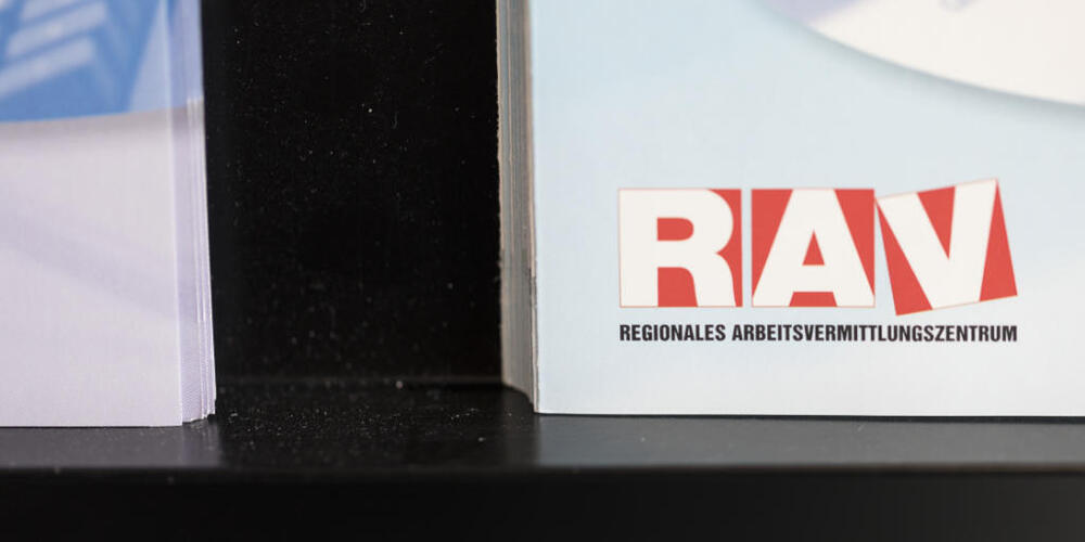 Der Kanton St. Gallen führt ein besonderes Programm für ältere Stellensuchende vorläufig weiter. (Archivbild)