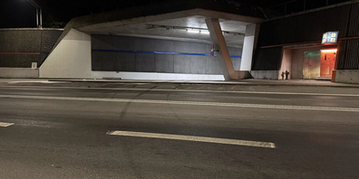 Am Fahrzeug entstand Sachschaden.