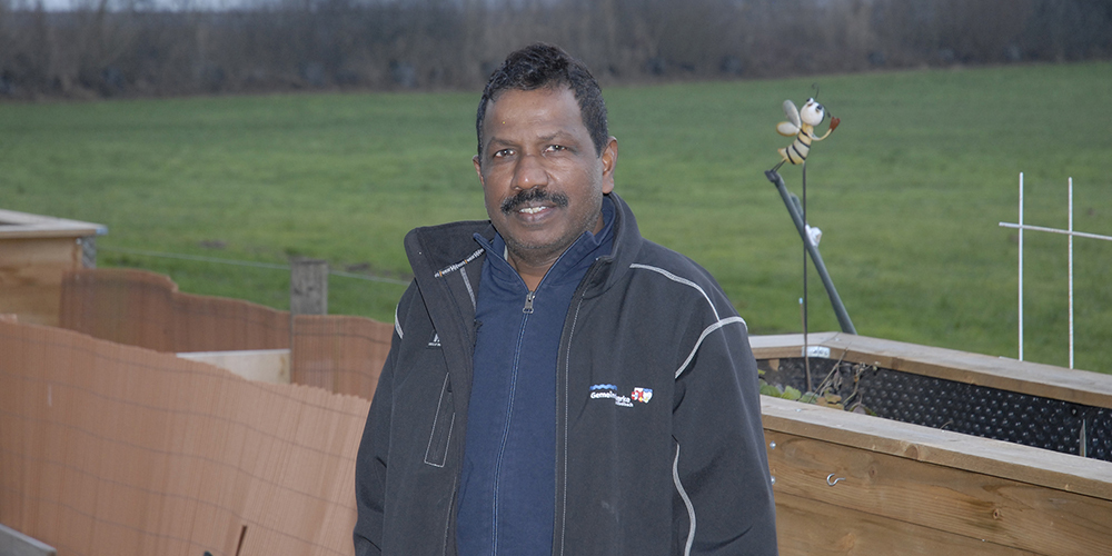 Siva Krishnapillai aus Buttikon ermöglicht Hilfsaktionen im von Unwettern geschüttelten Norden von Sri Lanka.