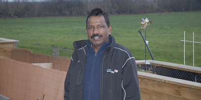 Siva Krishnapillai aus Buttikon ermöglicht Hilfsaktionen im von Unwettern geschüttelten Norden von Sri Lanka.