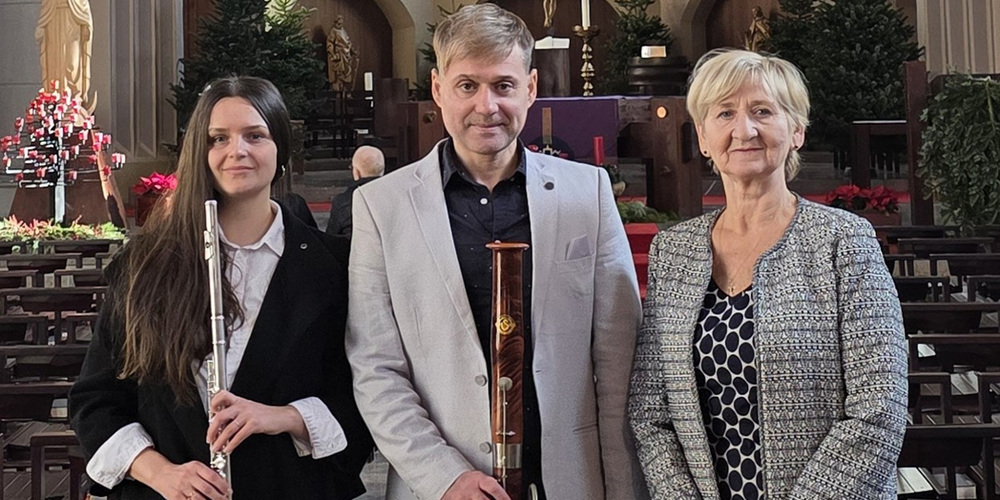 Treten bald in Wangs auf: Oksana Hulyk (Querflöte), Marian Prypkhan (Fagott) und  Olha Prypkhan (Klavier, von links). 