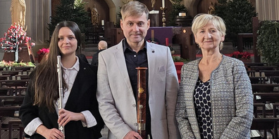 Treten bald in Wangs auf: Oksana Hulyk (Querflöte), Marian Prypkhan (Fagott) und  Olha Prypkhan (Klavier, von links). 