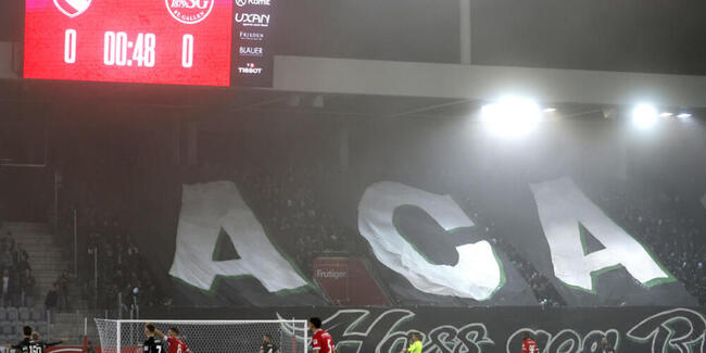 Fans des FCSG zeigten am 13. Dezember in Thun einen "ACAB"-Schriftzug. (Archivbild)