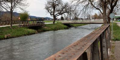 Hier bei Drei Brücken soll ein Drosselbauwerk mit Rückhalteraum erstellt werden. Im Zusammenhang mit dem Hochwasserschutzprojekt wird auch die Ökologie verbessert und das Naherholungsgebiet aufgewertet. Foto: radi