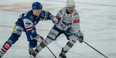 Der junge Verteidiger Danil Ustinkov (19, links), der auch bei den ZSC Lions zum Einsatz kommt, wird nächste Saison bei den SC Rapperswil-Jona Lakers spielen. 