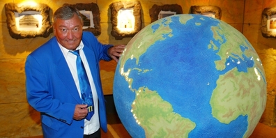 Nicht einmal der Himmel war eine Grenze für ihn: Erich von Däniken eroberte von Schaffhausen aus Universum.