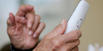 Telefonbetrüger missbrauchen in Luzern die Nummer des kantonalen Darmkrebsvorsorgeprogramms. (Symbolbild)