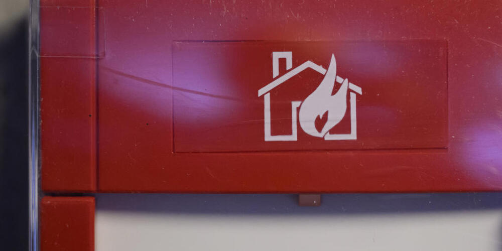 Werden die Brandschutzvorschriften in St. Galler Bars eingehalten? Dies kontrolliert die Gebäudeversicherung alle fünf Jahre, allerdings nur bei Lokalen mit mehr als 300 Personen. (Symbolbild)