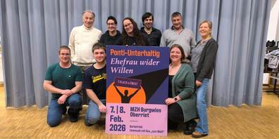 Hintere Reihe von links nach rechts: Heiri Zäch, Monika Schiess, Sarina Rhyner, Edwin Stieger, Werner Kolb, Renata Sonderegger. Vordere Reihe von links nach rechts: Daniel Popp, Michael Dux, Nicole Stieger.