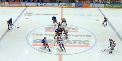 Die Hawks krallten sich die drei Punkte.