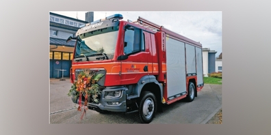 Unser neues Tanklöschfahrzeug. Ausgestattet unter anderem mit 2’500 l Wassertank, leis- tungsstarker Pumpe, Atemschutz-, Schlauch- und Pioniermaterial zur Brandbekämpfung und technischen Hilfeleistung.