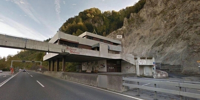 Kein Geist bei der Geisterraststätte. Die Blitze waren real - und teuer.