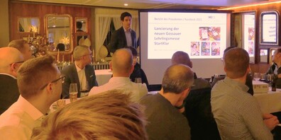 HIG-Präsident Claudio Cavelti blickte in seinem Jahresrückblick unter anderem auf die Lancierung der neuen Gossauer Lehrlingsmesse «StartKlar» zurück.