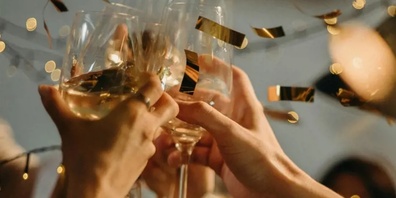 Ausschliesslich Schweiz im Glas ist möglich – egal ob mit Schaumwein, Bier oder Wasser angestossen wird. 