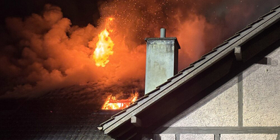 Die Brandursache ist Gegenstand laufender Ermittlungen.
