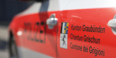 Pech für die drei Einbrecher aus Frankreich: Sie wurden auf frischer Tat in Untervaz GR beobachtet und danach festgenommen. (Archivbild)