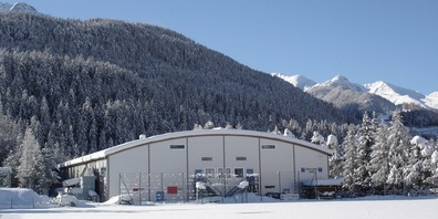 Eishalle Gurlaina, Scuol GR.