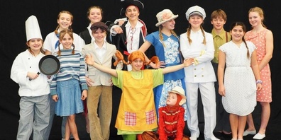 Die jungen Artistinnen und Artisten des HiKiZi präsentieren ihre neue Produktion.