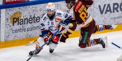 Trügerisches Bild: Der Zürcher Yannick Weber zieht gegen  Marco Miranda davon.