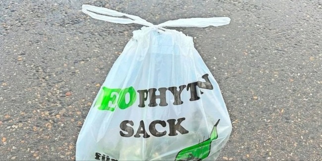 Die Säcke können kostenlos bezogen und der regulären Kehrichtabfuhr mitgegeben werden.