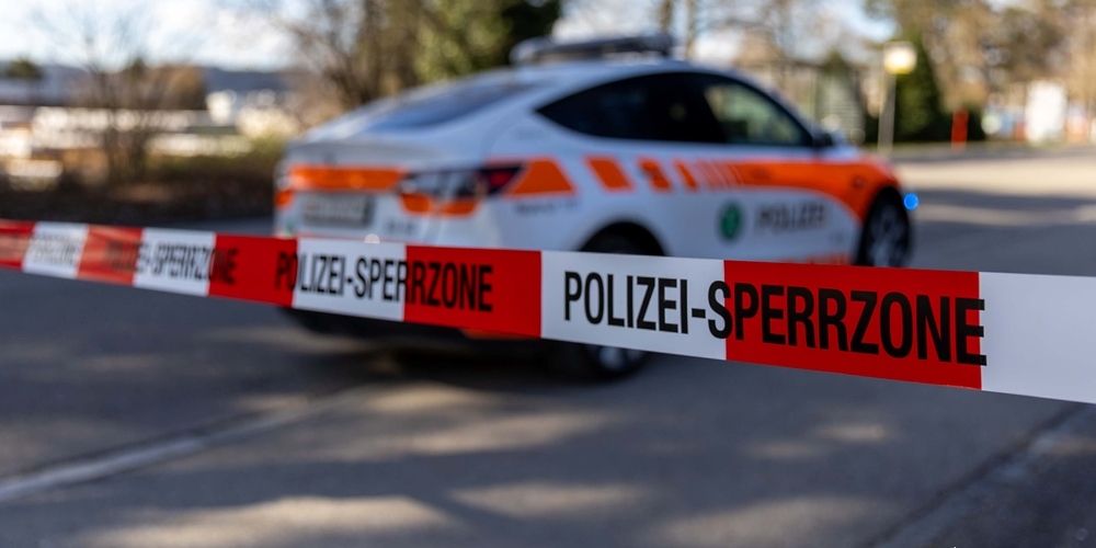 Beim Gewaltdelikt wurde laut Kantonspolizei St.Gallen ein Deutscher wohl von einem Schweizer schwer mit einem Messer verletzt. (Symbolbild)