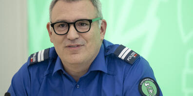 Christian Aldrey war für mehrere Monate interimistisch St.Galler Polizeikommandant. Sein überraschender Abgang löst nun Fragen aus dem Parlament aus. (Archivbild)