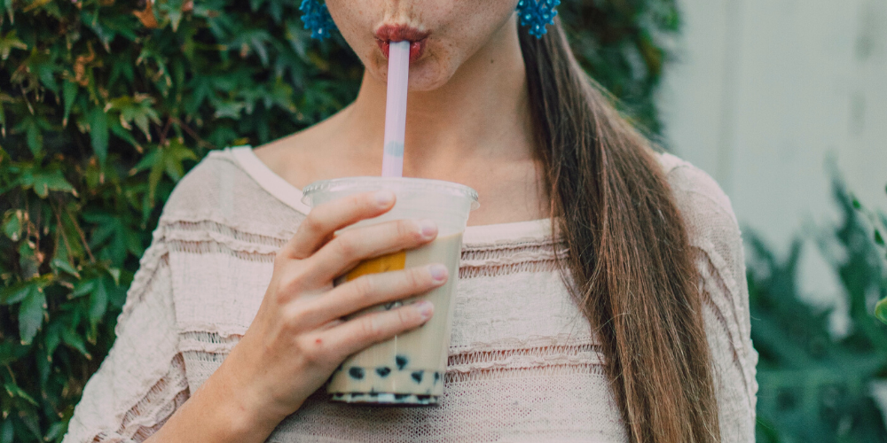 Für Bubble Tea stehen Teenies stundenlang an.